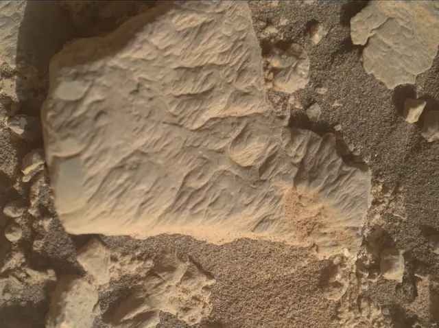 Sol 4243: Mars Hand Lens Imager (MAHLI)