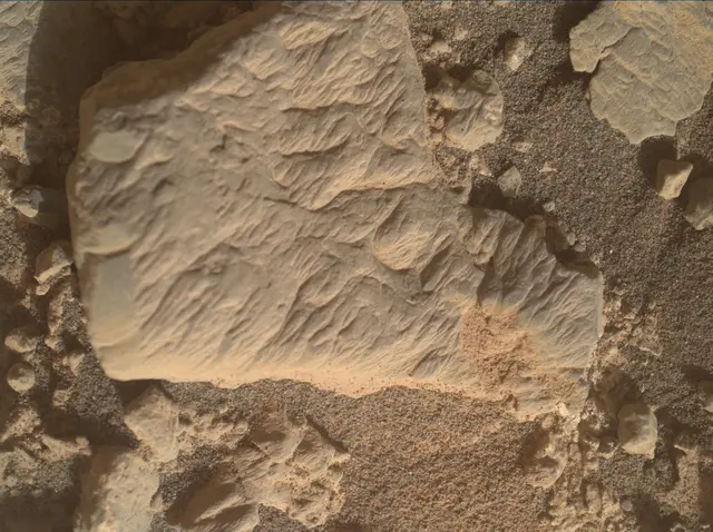 Sol 4243: Mars Hand Lens Imager (MAHLI)