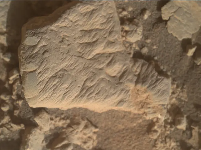 Sol 4243: Mars Hand Lens Imager (MAHLI)
