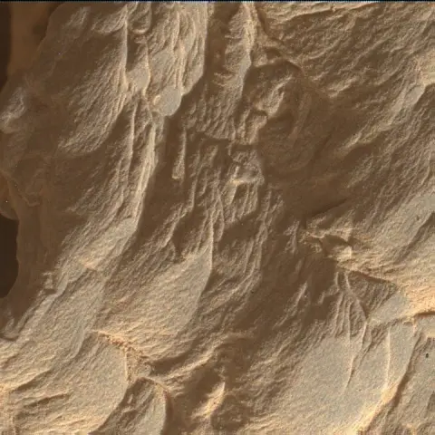 Sol 4243: Mars Hand Lens Imager (MAHLI)