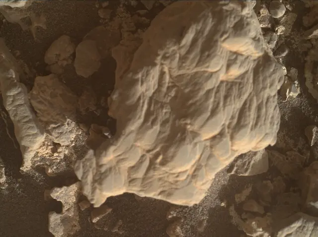 Sol 4243: Mars Hand Lens Imager (MAHLI)