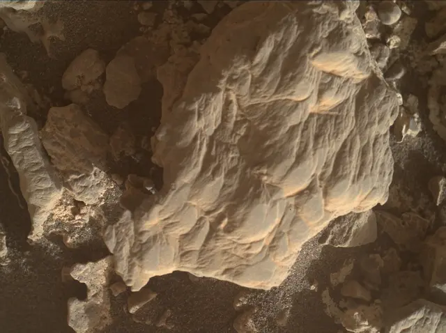 Sol 4243: Mars Hand Lens Imager (MAHLI)