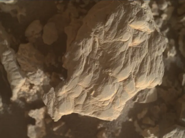 Sol 4243: Mars Hand Lens Imager (MAHLI)