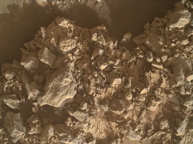 Sol 4244: Mars Hand Lens Imager (MAHLI)