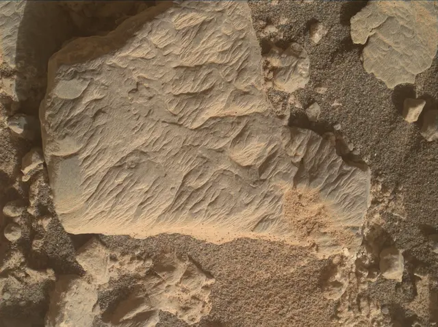 Sol 4244: Mars Hand Lens Imager (MAHLI)
