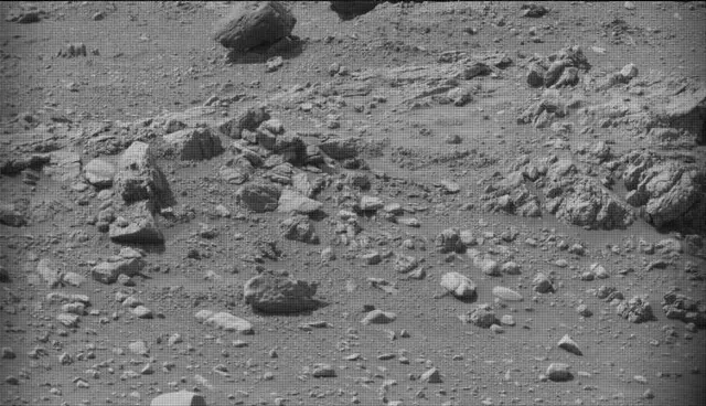 Sol 4246: Mast Camera (Mastcam)