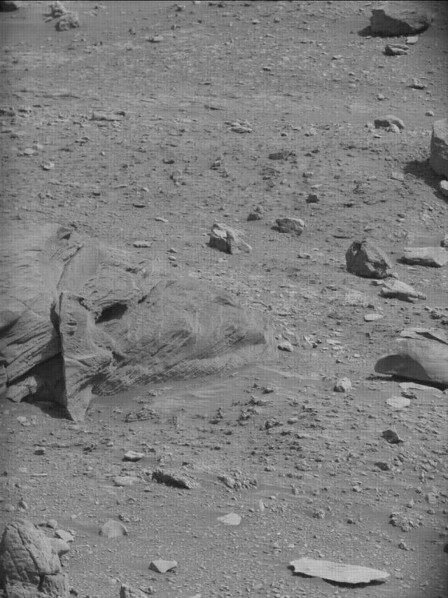 Sol 4248: Mast Camera (Mastcam)
