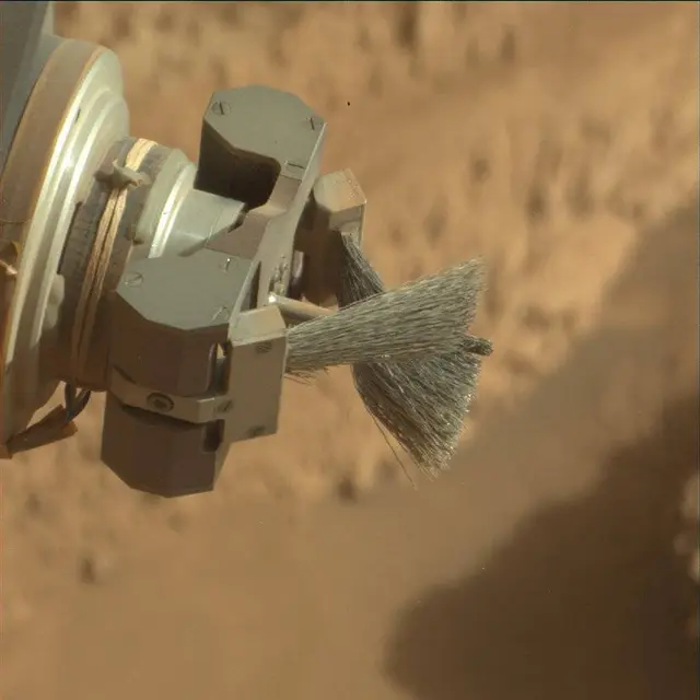 Sol 4248: Mast Camera (Mastcam)