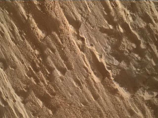Sol 4248: Mars Hand Lens Imager (MAHLI)