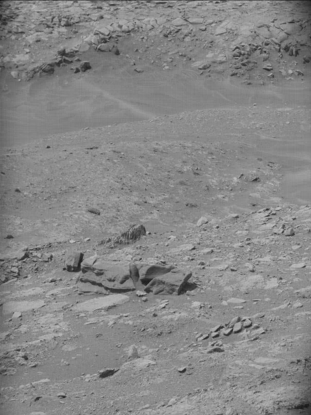 Sol 4249: Mast Camera (Mastcam)