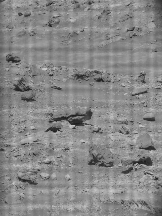 Sol 4249: Mast Camera (Mastcam)