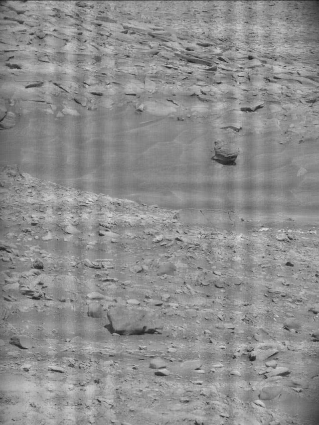 Sol 4249: Mast Camera (Mastcam)