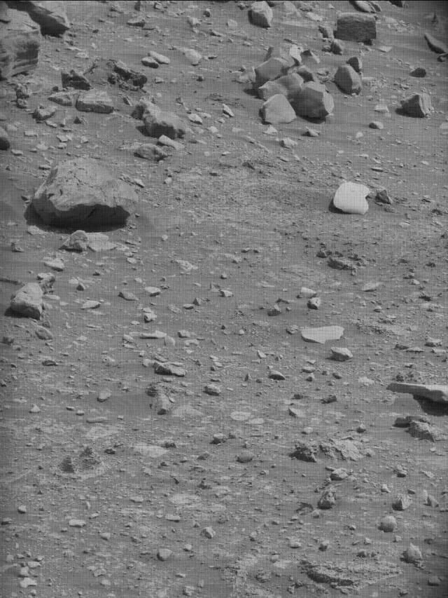 Sol 4249: Mast Camera (Mastcam)