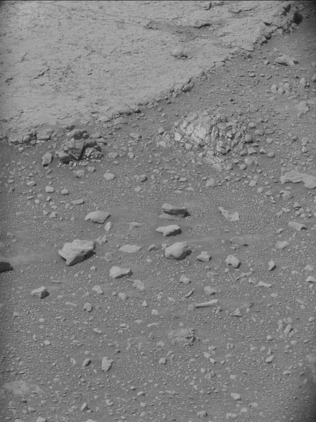 Sol 4249: Mast Camera (Mastcam)
