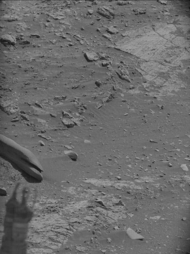 Sol 4249: Mast Camera (Mastcam)