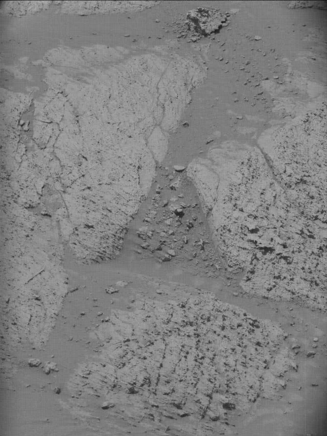 Sol 4249: Mast Camera (Mastcam)