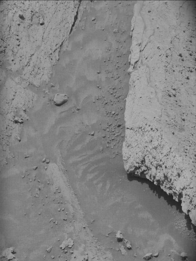 Sol 4249: Mast Camera (Mastcam)