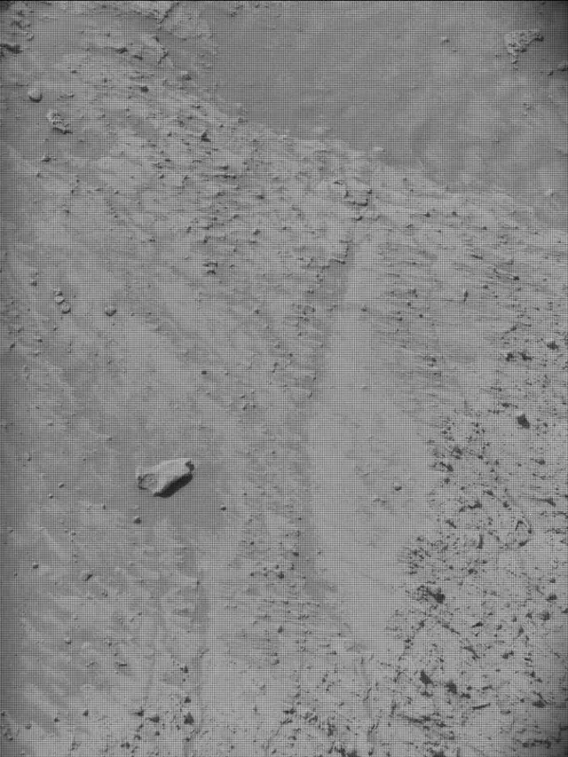 Sol 4249: Mast Camera (Mastcam)