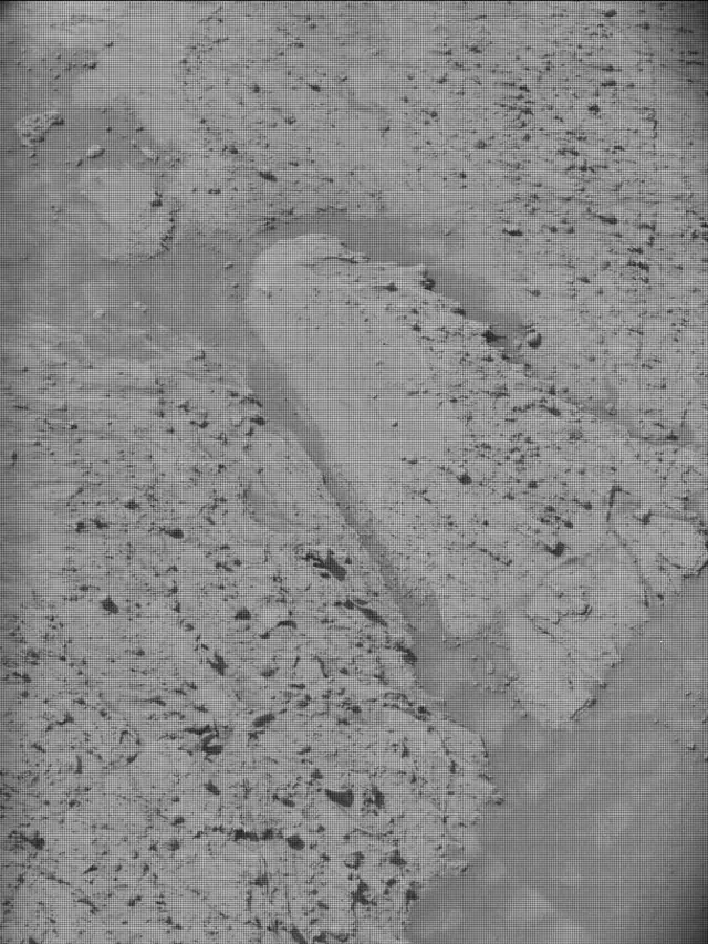 Sol 4249: Mast Camera (Mastcam)