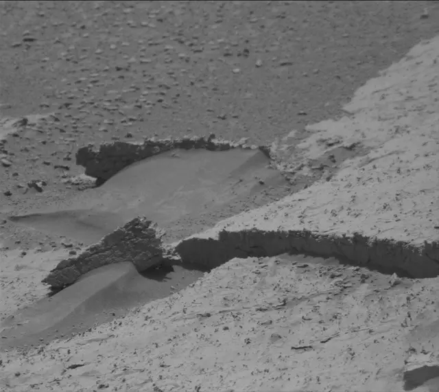 Sol 4250: Mast Camera (Mastcam)