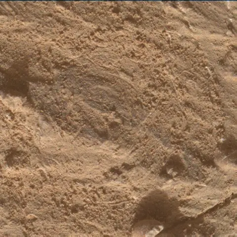 Sol 4250: Mars Hand Lens Imager (MAHLI)