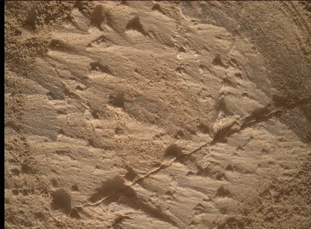Sol 4250: Mars Hand Lens Imager (MAHLI)