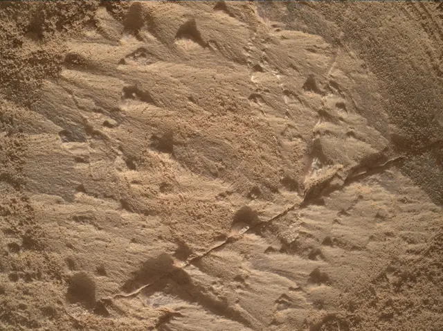 Sol 4250: Mars Hand Lens Imager (MAHLI)