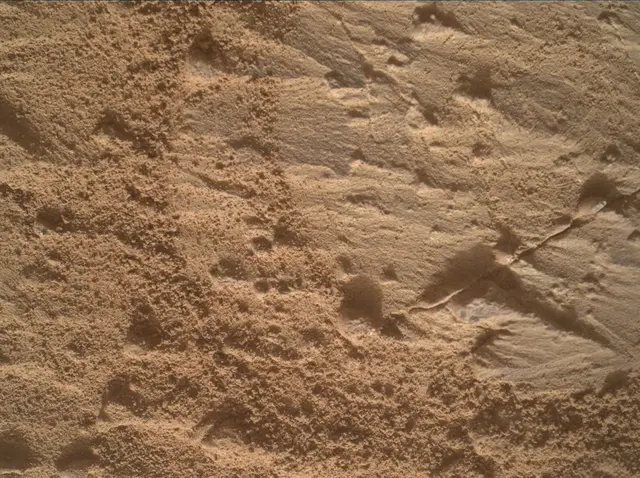 Sol 4250: Mars Hand Lens Imager (MAHLI)