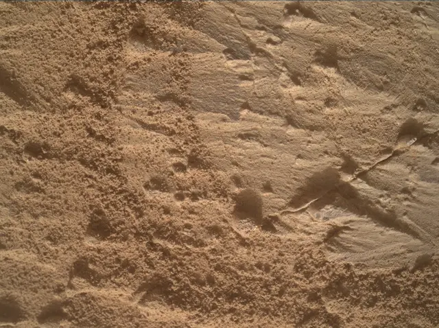 Sol 4250: Mars Hand Lens Imager (MAHLI)