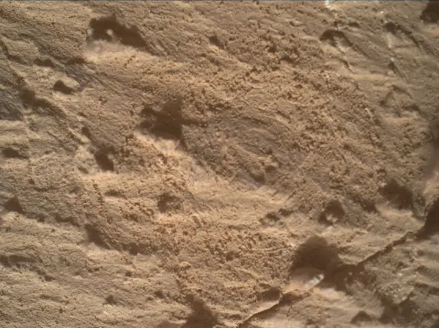 Sol 4250: Mars Hand Lens Imager (MAHLI)