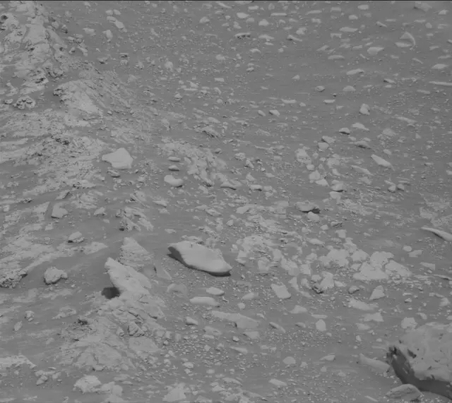 Sol 4251: Mast Camera (Mastcam)
