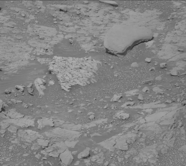 Sol 4251: Mast Camera (Mastcam)