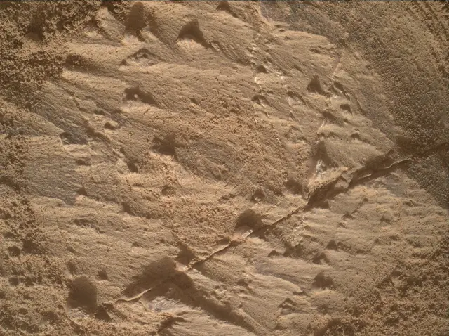 Sol 4251: Mars Hand Lens Imager (MAHLI)