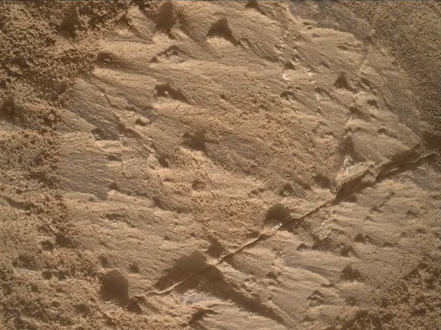 Sol 4251: Mars Hand Lens Imager (MAHLI)