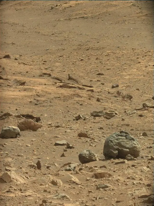 Sol 4253: Mast Camera (Mastcam)