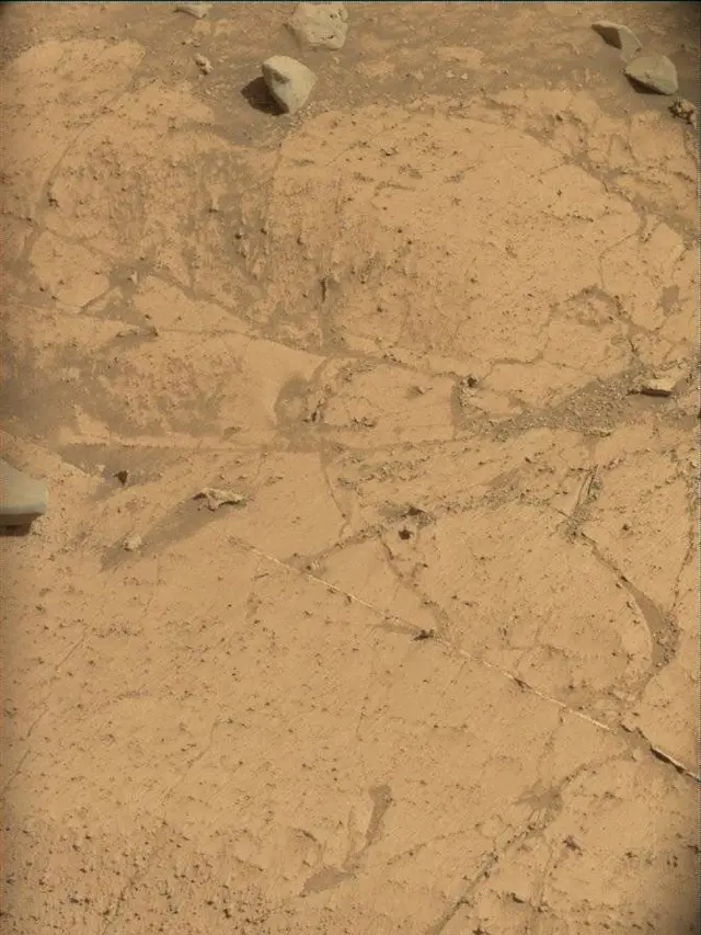 Sol 4253: Mast Camera (Mastcam)