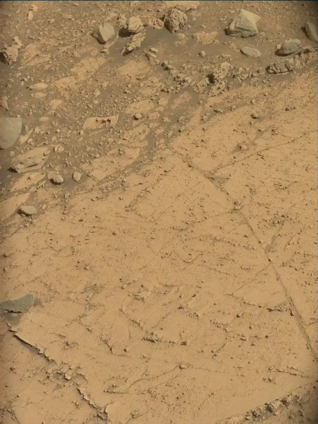 Sol 4253: Mast Camera (Mastcam)