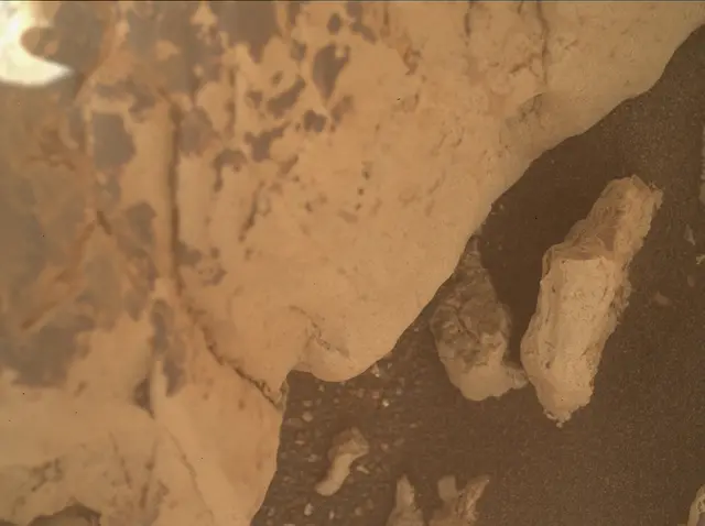 Sol 4253: Mars Hand Lens Imager (MAHLI)
