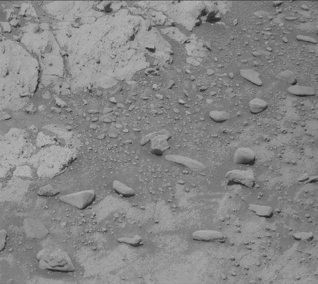 Sol 4259: Mast Camera (Mastcam)