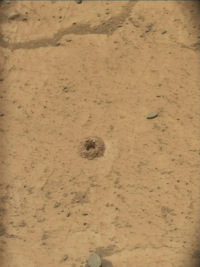 Sol 4263: Mast Camera (Mastcam)
