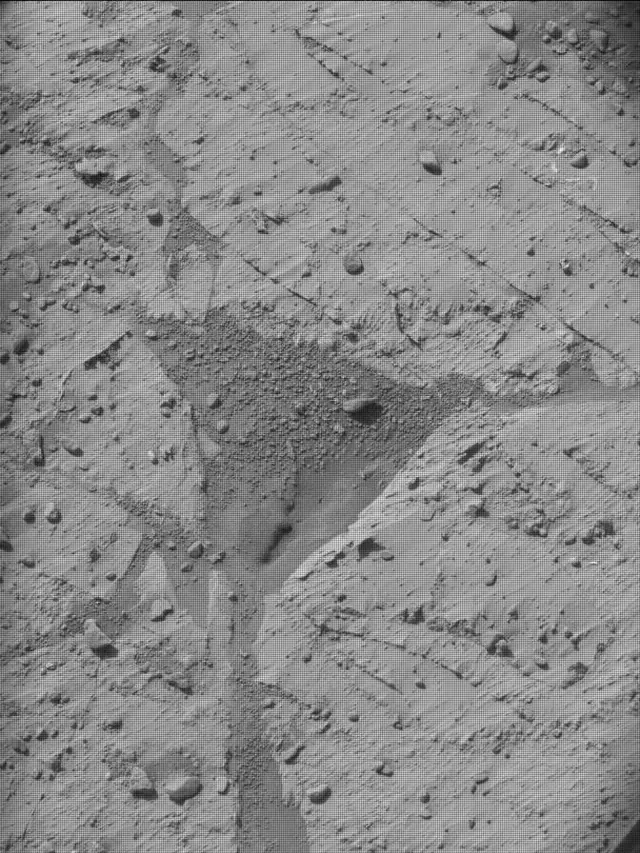 Sol 4266: Mast Camera (Mastcam)