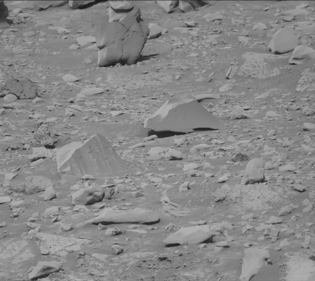 Sol 4266: Mast Camera (Mastcam)
