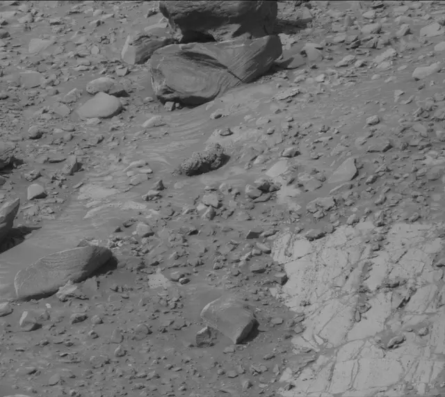 Sol 4266: Mast Camera (Mastcam)