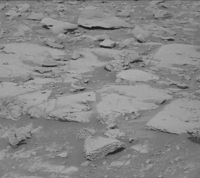 Sol 4266: Mast Camera (Mastcam)