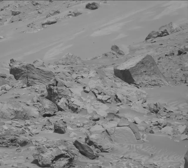 Sol 4267: Mast Camera (Mastcam)