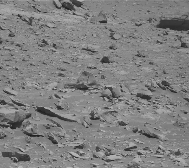 Sol 4267: Mast Camera (Mastcam)