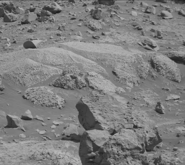 Sol 4267: Mast Camera (Mastcam)