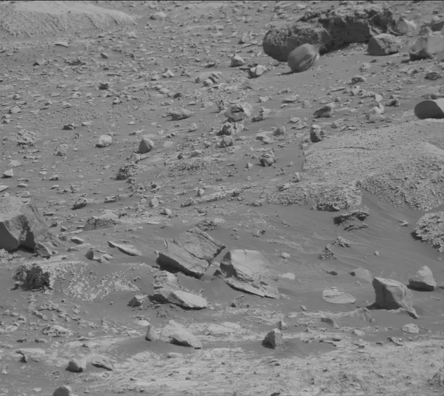 Sol 4267: Mast Camera (Mastcam)