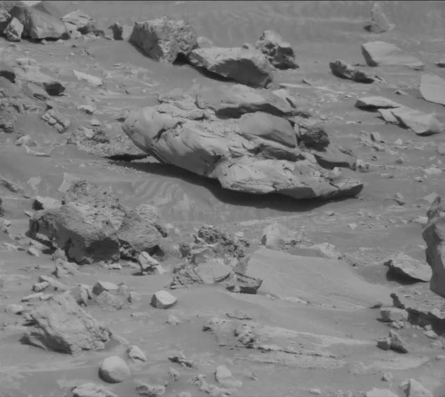 Sol 4267: Mast Camera (Mastcam)