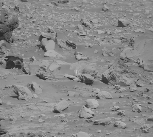Sol 4267: Mast Camera (Mastcam)